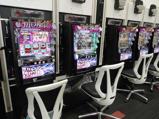 京楽からパチスロ新機種「ぱちスロ乃木坂46」が登場! 導入日は2023年8
