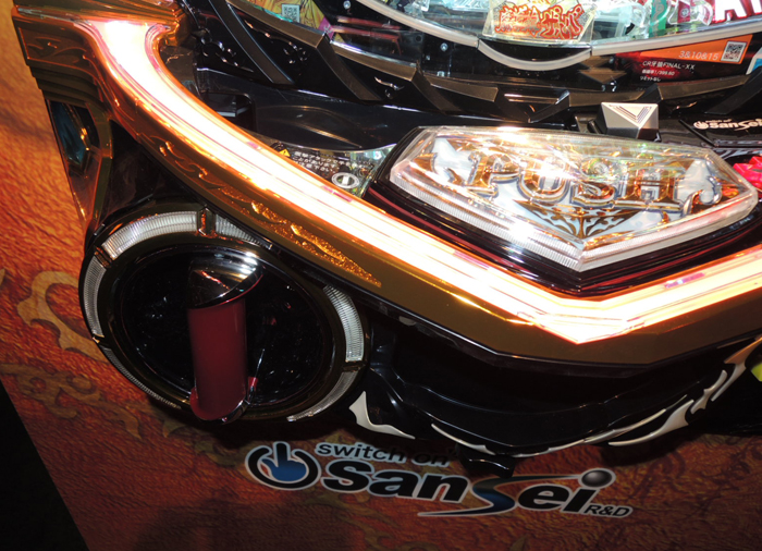 シリーズ集大成のガロノミクスマシン登場